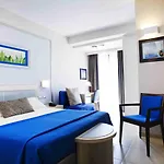 Kora Park 4* פורמיה